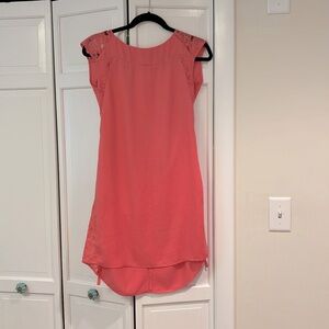 Cut out back slip dress. Pink/peach